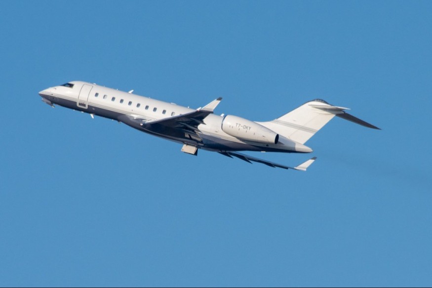 Trump envisage d'imposer des droits de douane sur les avions canadiens