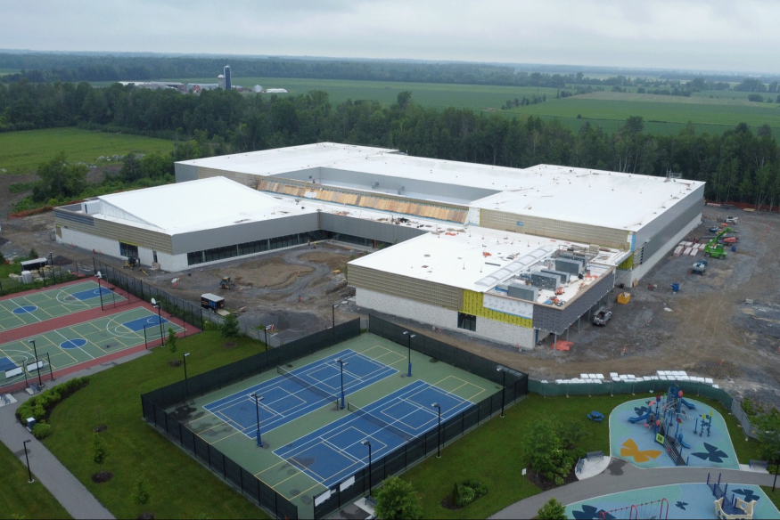 Les travaux du complexe récréatif progressent comme prévu