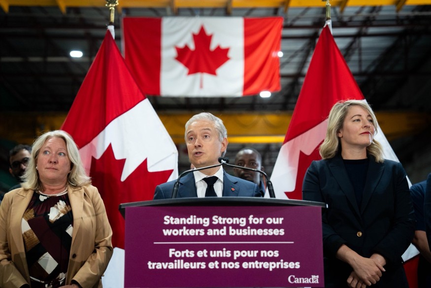 Ottawa frappe à son tour avec 27,6 milliards en contre-tarifs